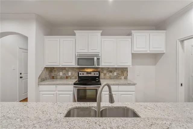 $334,900 | 1483 Buena Vista Drive, College Station, TX 77845