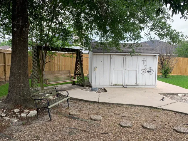 $2,550 | 15118 Carsen Bend Drive, Houston, TX 77049