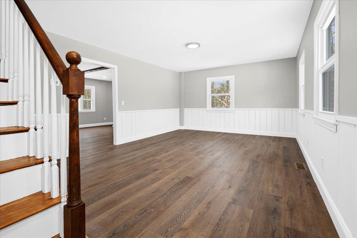 648 Rollins Road Hopkinton, NH 03229 - Photo 5 of 39