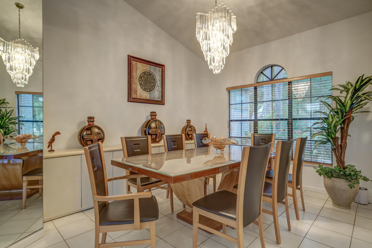 10608 Avenida Santa Ana Boca Raton, FL 33498 - Photo 8 of 41 06@Robert Fernandez