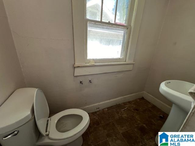 665 Maple Street Fairfield, AL 35064 - Photo 6 of 7