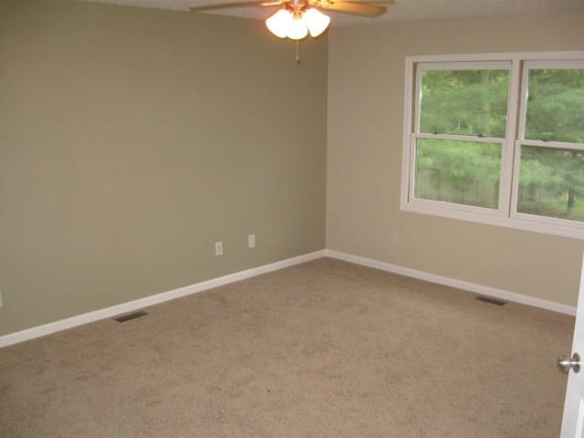 101 East Falcon Run Pendleton, IN 46064 - Photo 8 of 12 Gallery Image 8