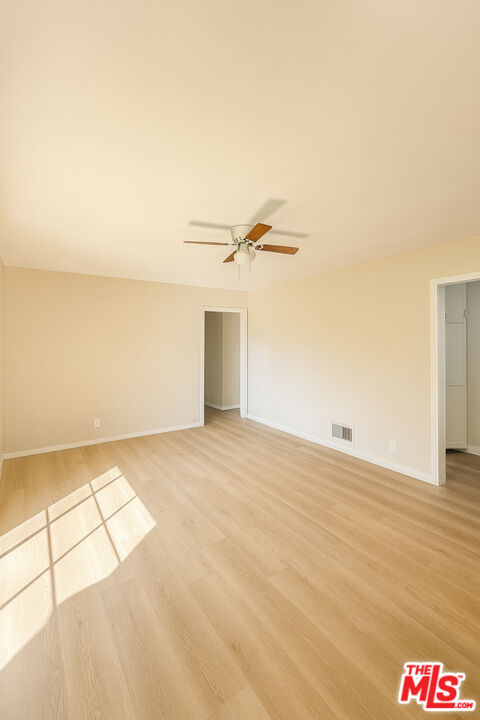 4064 South Muirfield Road, Unit C Los Angeles, CA 90008 - Photo 4 of 19 a view of a room with an empty space