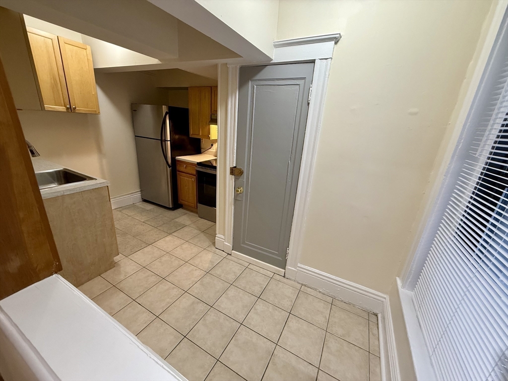 1754 Commonwealth Avenue, Unit B Boston, MA 02135 - Photo 10 of 21