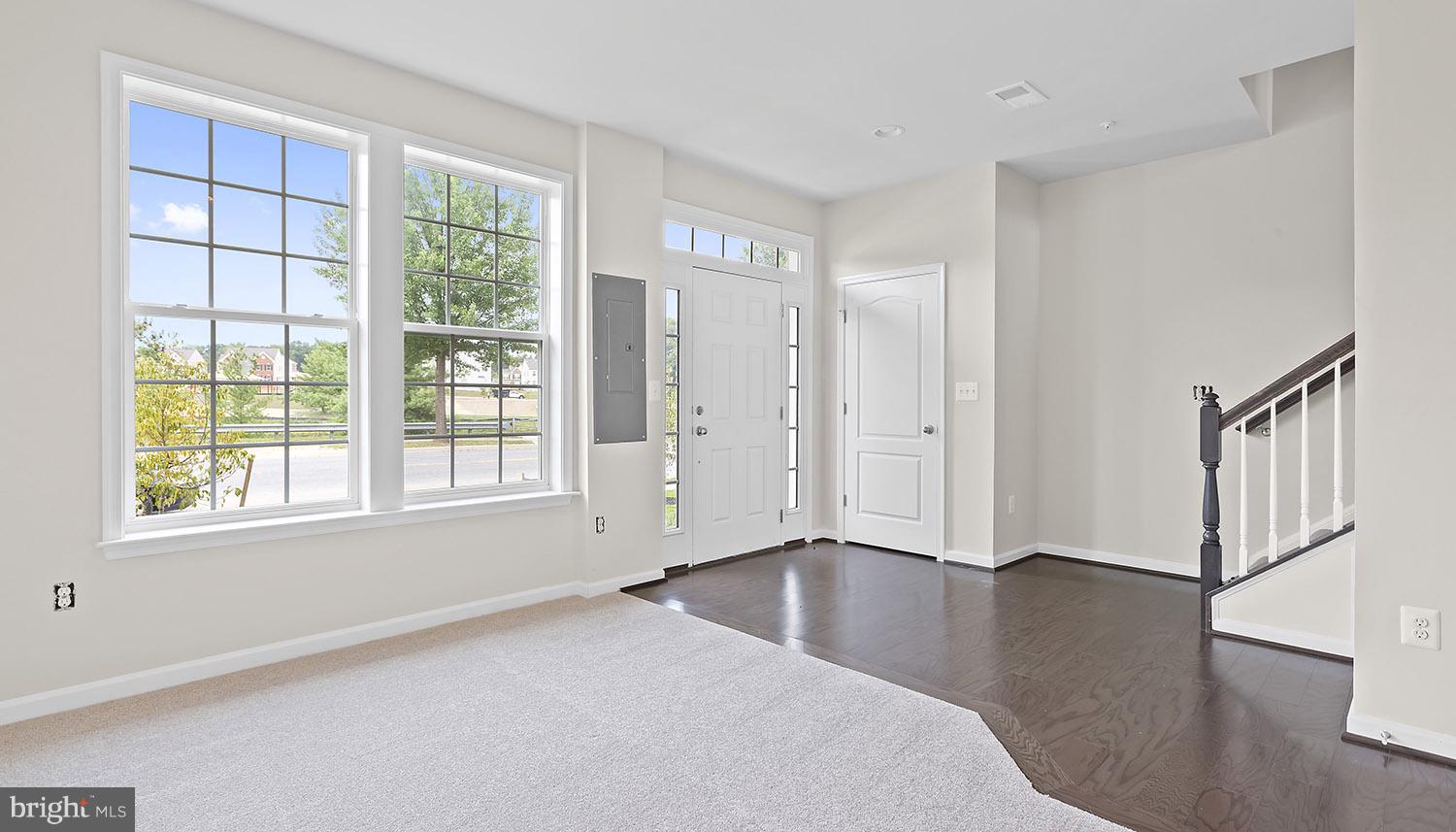 10219 Aerospace Road Lanham, MD 20706 - Photo 4 of 21 Interior (General)*Photo Similar Construction*