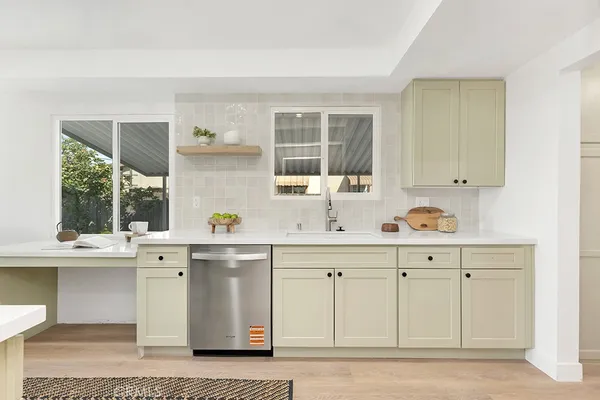 $924,900 | 10579 Lev Avenue, Mission Hills, CA 91345