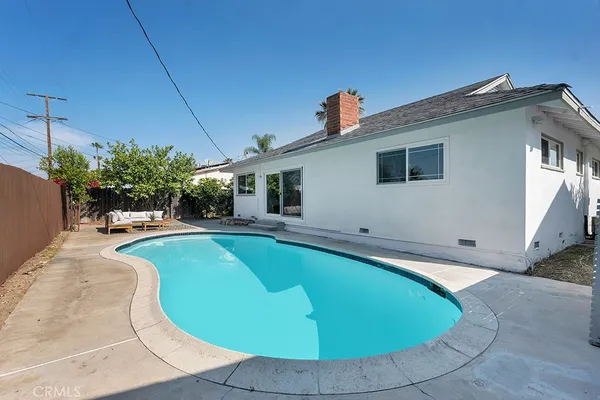 $924,900 | 10579 Lev Avenue, Mission Hills, CA 91345