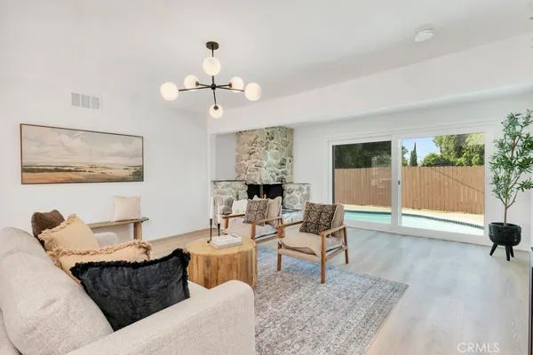 $924,900 | 10579 Lev Avenue, Mission Hills, CA 91345