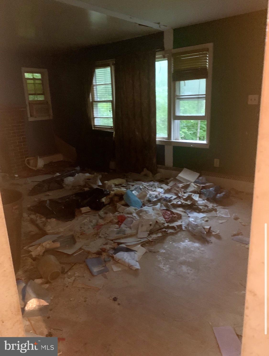 8323 Rolling Road Manassas, VA 20110 - Photo 6 of 6