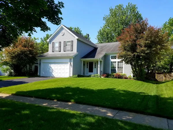 $399,900 | 1656 Warrington Lane, Crystal Lake, IL 60014