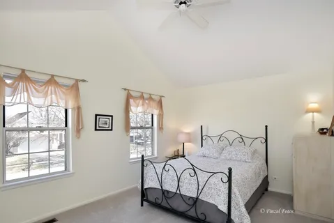 $399,900 | 1656 Warrington Lane, Crystal Lake, IL 60014