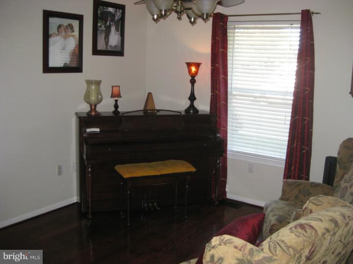 9843 Verree Road Philadelphia, PA 19115 - Photo 11 of 22