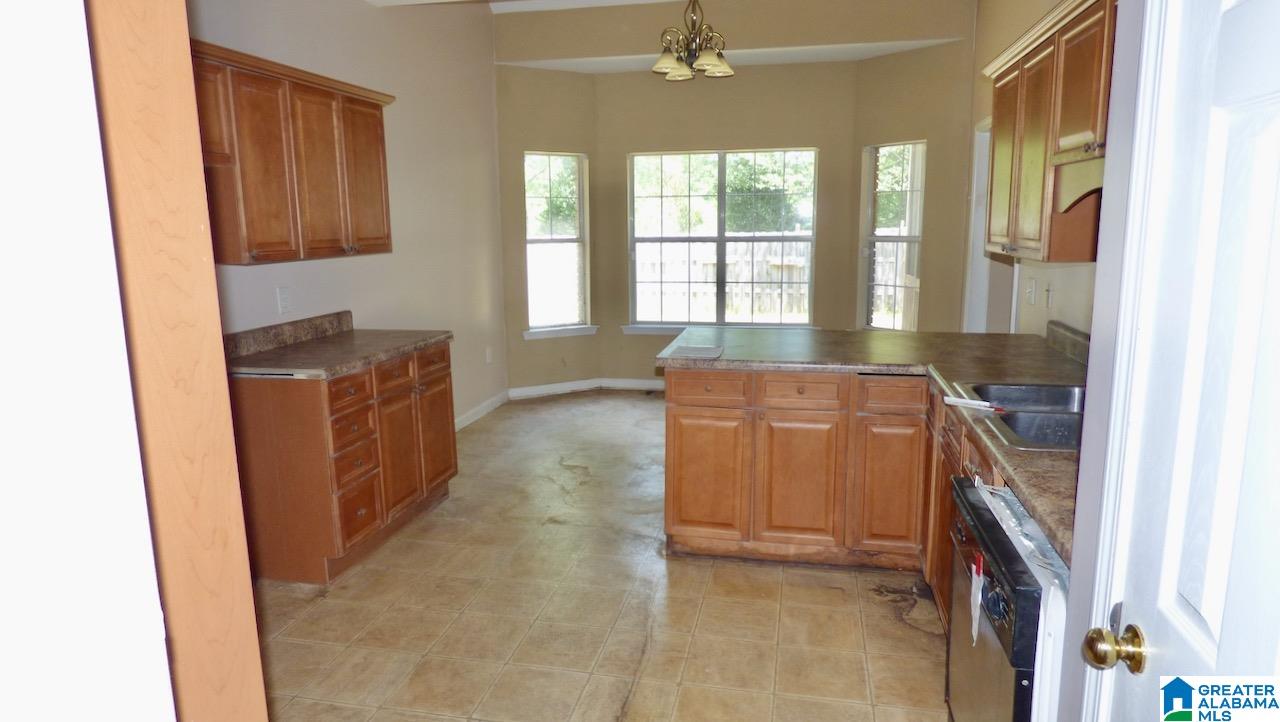 4309 Segars Cove Bessemer, AL 35022 - Photo 11 of 23