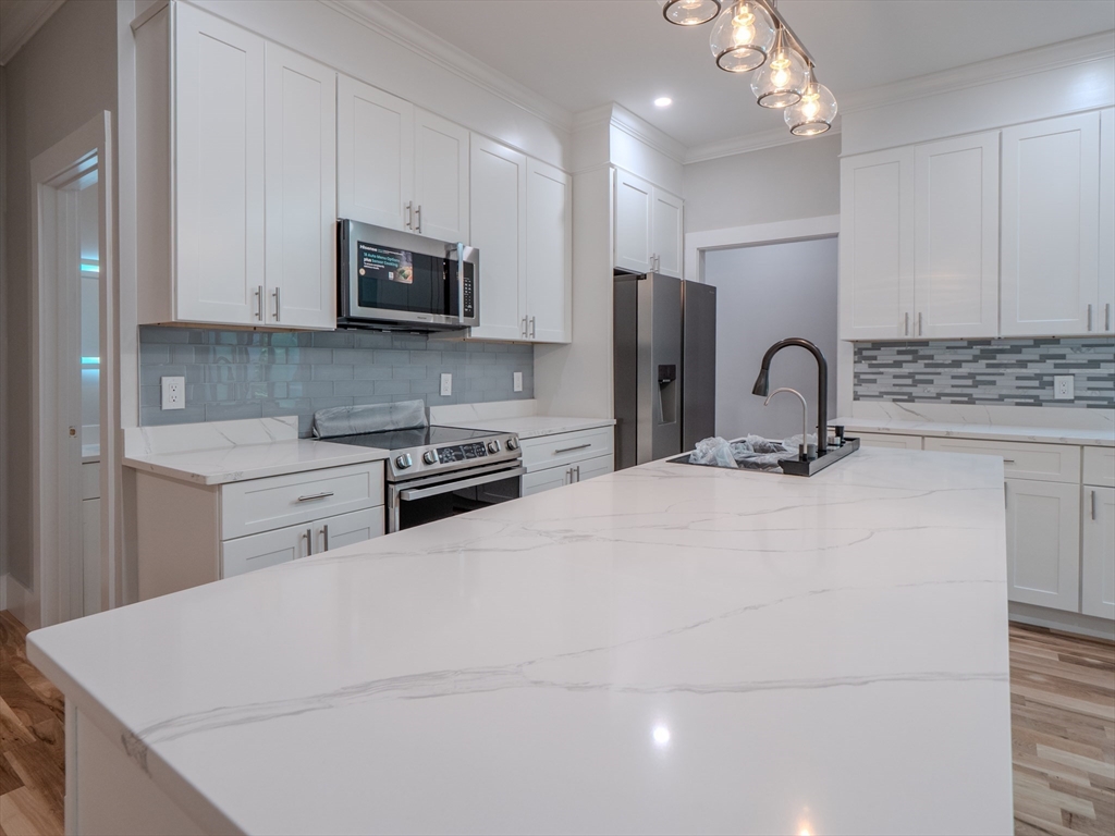 76 Center Street, Unit B Plympton, MA 02367 - Photo 7 of 31