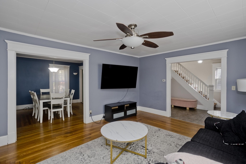 165 Belvidere Street Springfield, MA 01108 - Photo 7 of 37