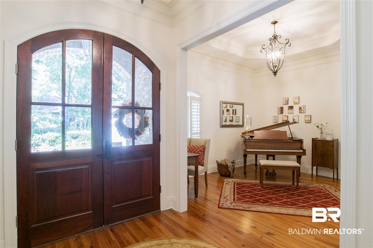 313 Poplar Place Fairhope, AL 36532 - Photo 2 of 34