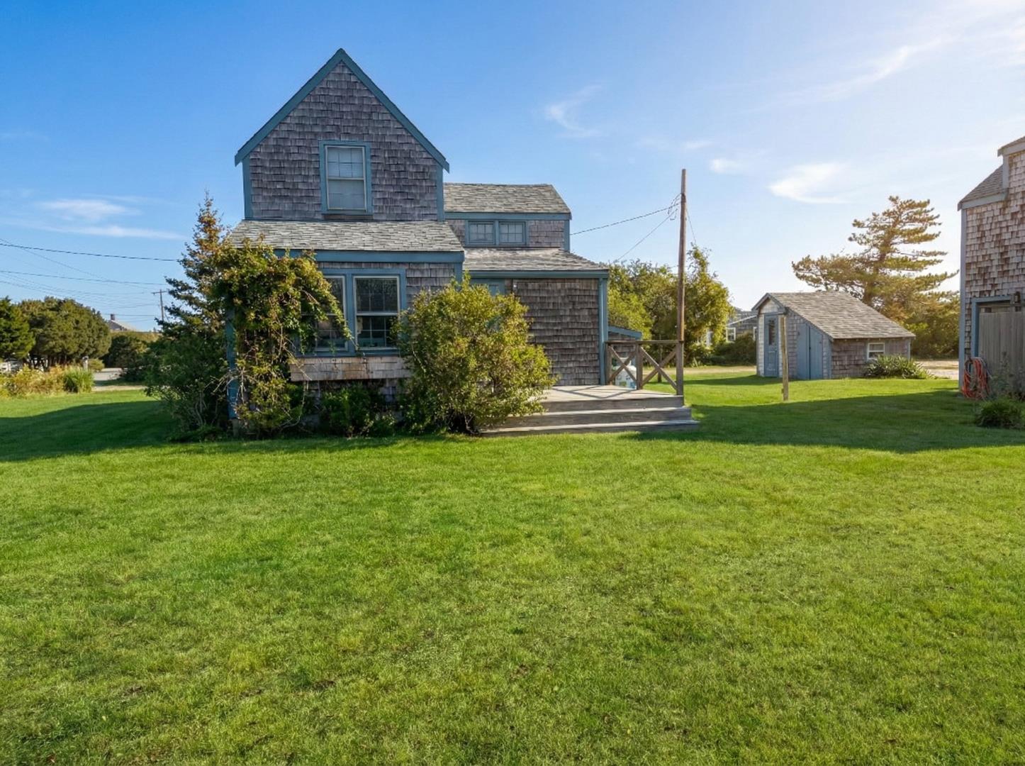 321 Madaket Road Nantucket, MA 02554 - Photo 3 of 22