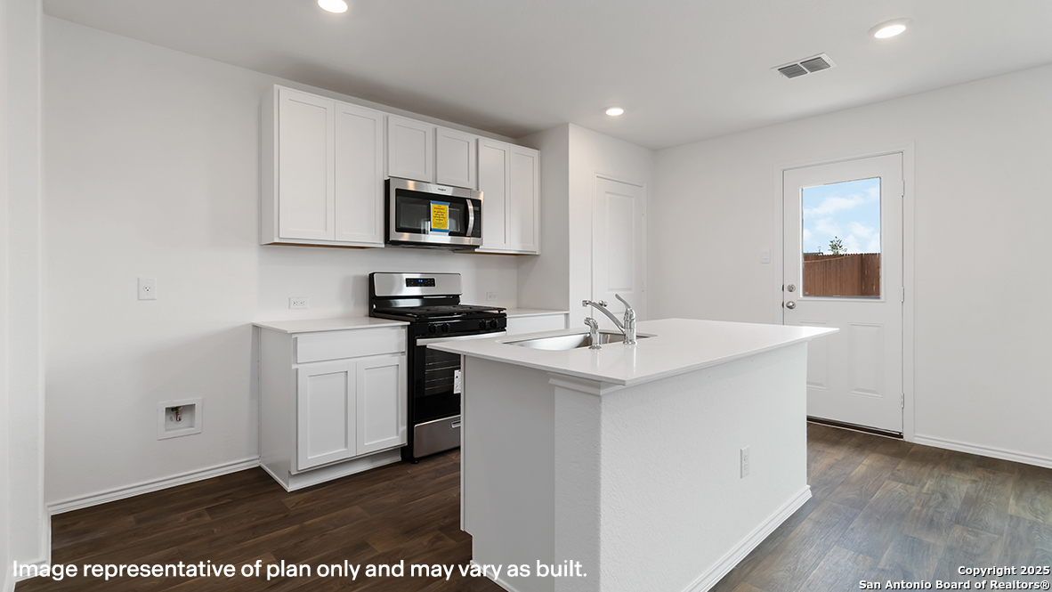 12552 Ivory Parkway Converse, TX 78109 - Photo 8 of 50