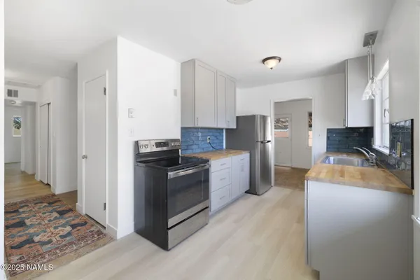 $315,000 | 501 North Taylor Avenue, Winslow, AZ 86047