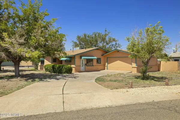 $315,000 | 501 North Taylor Avenue, Winslow, AZ 86047