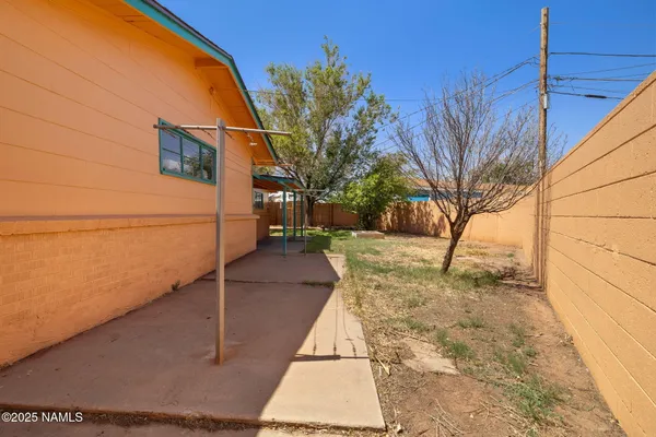 $315,000 | 501 North Taylor Avenue, Winslow, AZ 86047