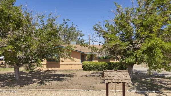 $315,000 | 501 North Taylor Avenue, Winslow, AZ 86047