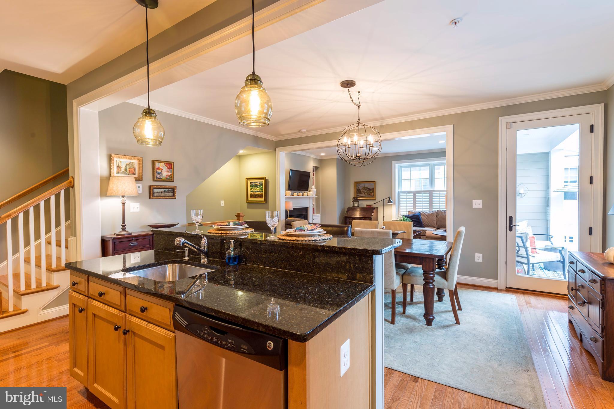 8815 Courts Way Silver Spring, MD 20910 - Photo 14 of 30 Great Layout & Flow for Entertaining!