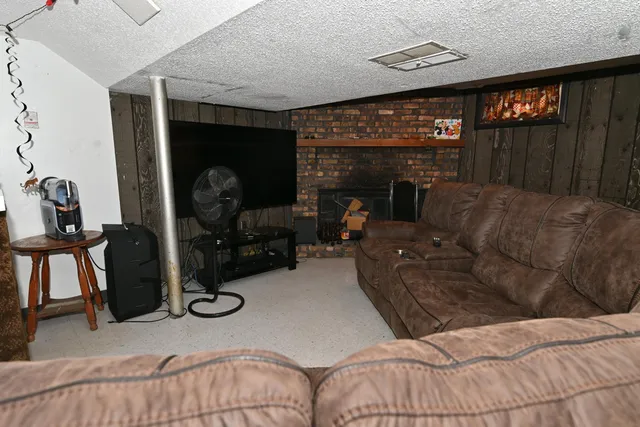 $165,000 | 5950 North 75th Street, Milwaukee, WI 53218