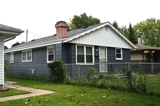 $165,000 | 5950 North 75th Street, Milwaukee, WI 53218