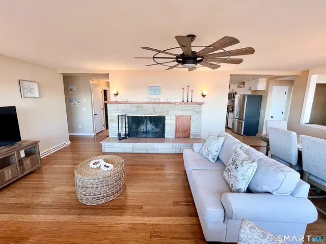 $1,399,900 | 105 Fenwood Drive, Old Saybrook, CT 06475