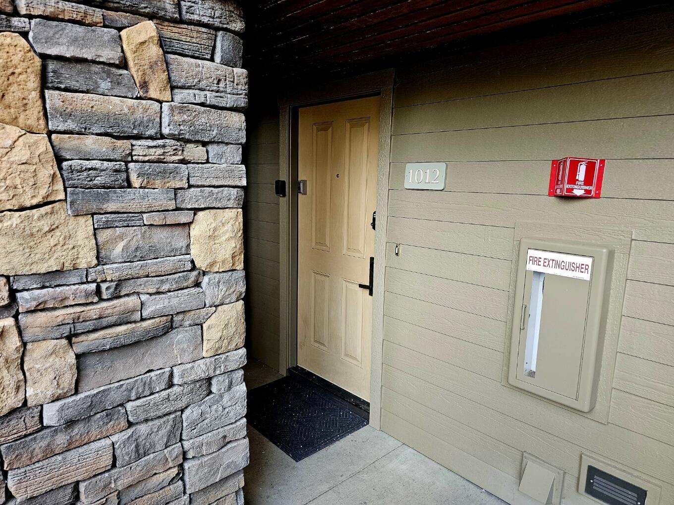 18575 Southwest Century Drive, Unit 1012 Bend, OR 97702 - Photo 15 of 16 20260130_125414