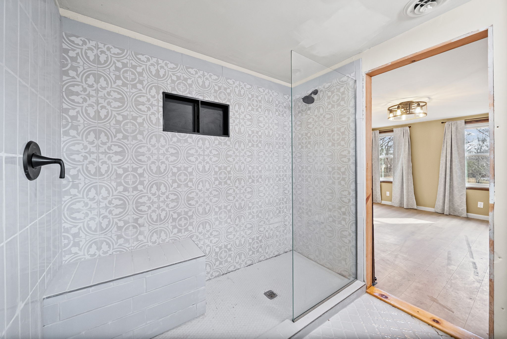 3012 Cox Mill Road Hopkinsville, KY 42240 - Photo 22 of 37 a bathroom with a shower