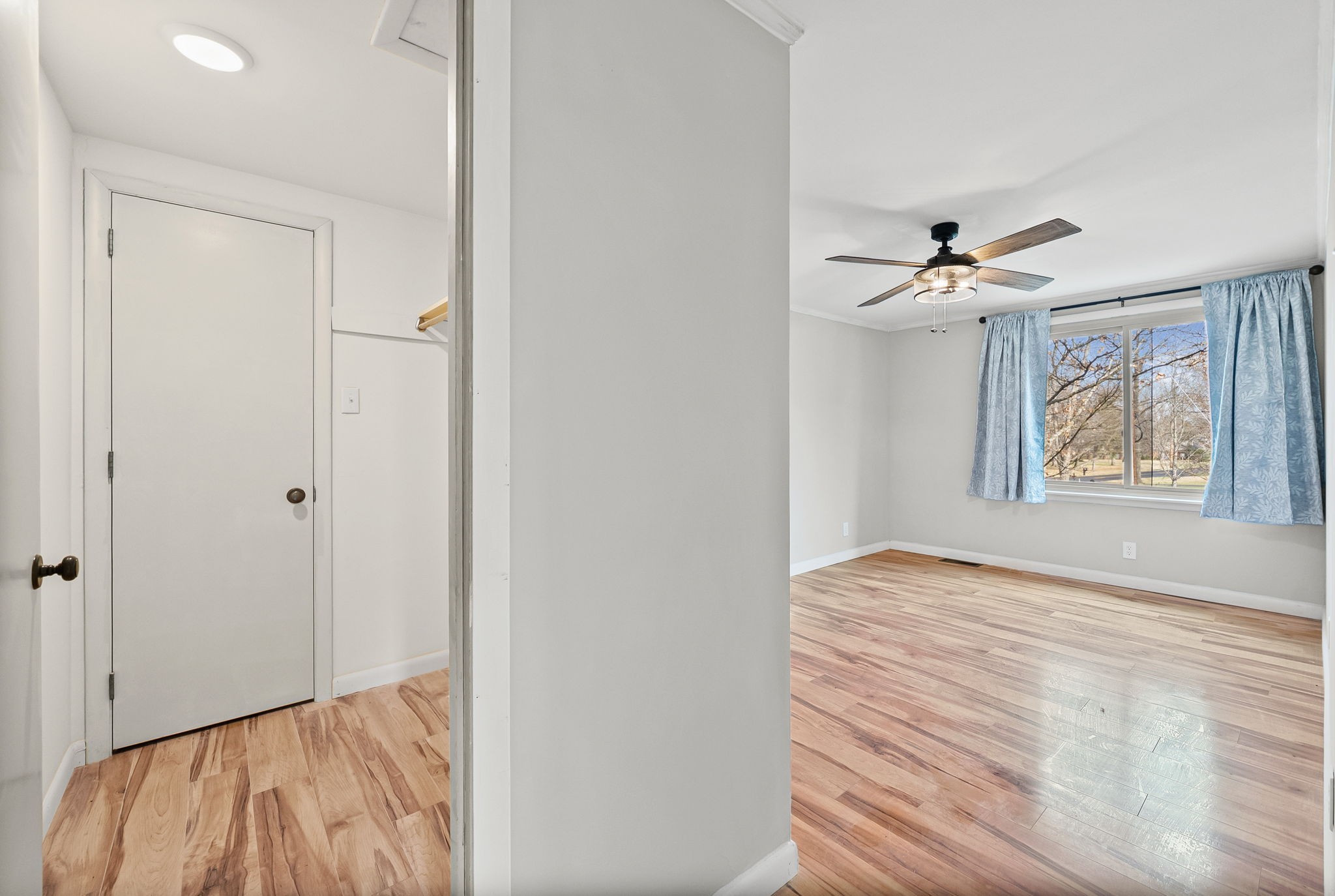 3012 Cox Mill Road Hopkinsville, KY 42240 - Photo 23 of 37 a view of room with window and ceiling fan