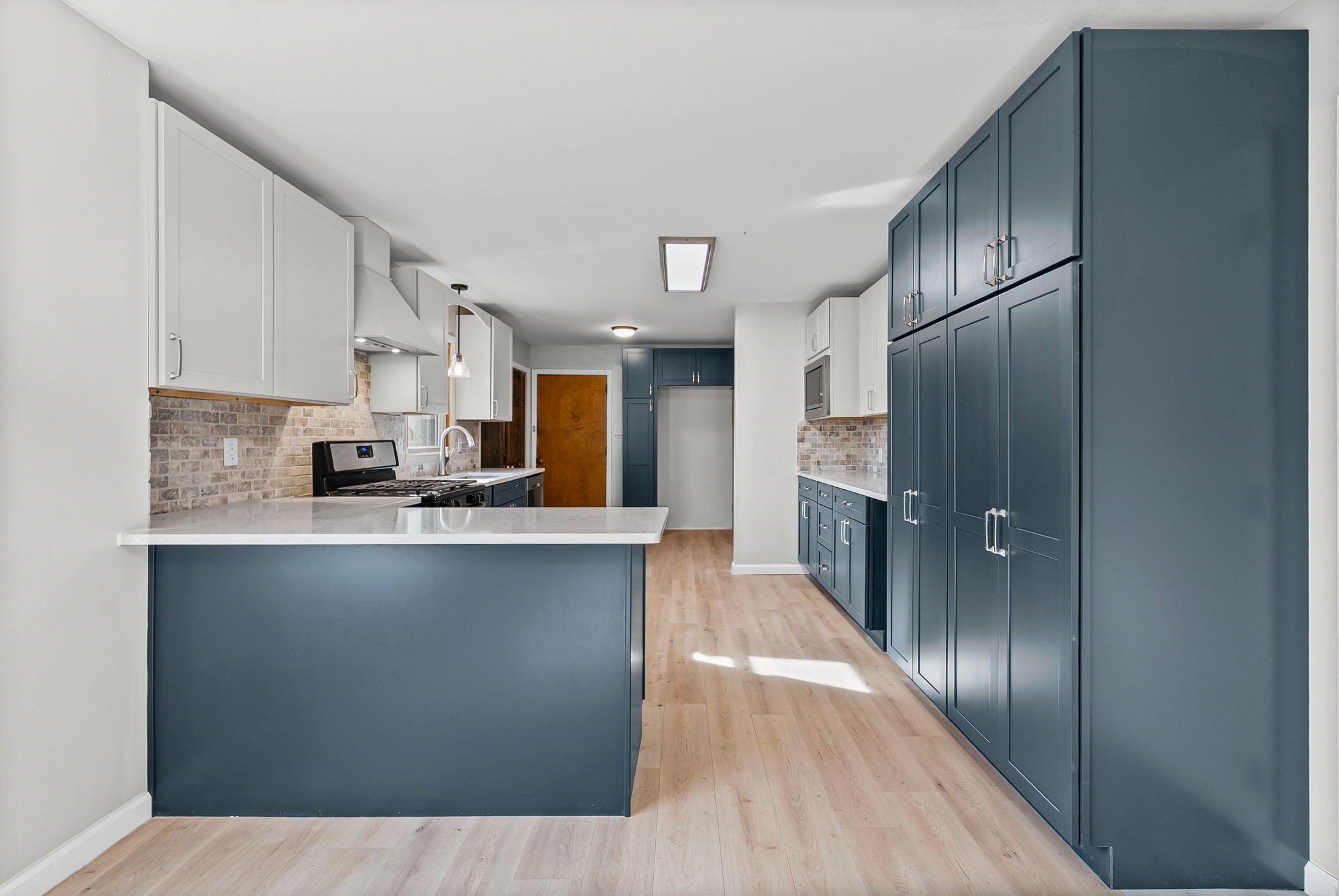 3012 Cox Mill Road Hopkinsville, KY 42240 - Photo 9 of 37 a kitchen with stainless steel appliances granite countertop a refrigerator and a stove top oven