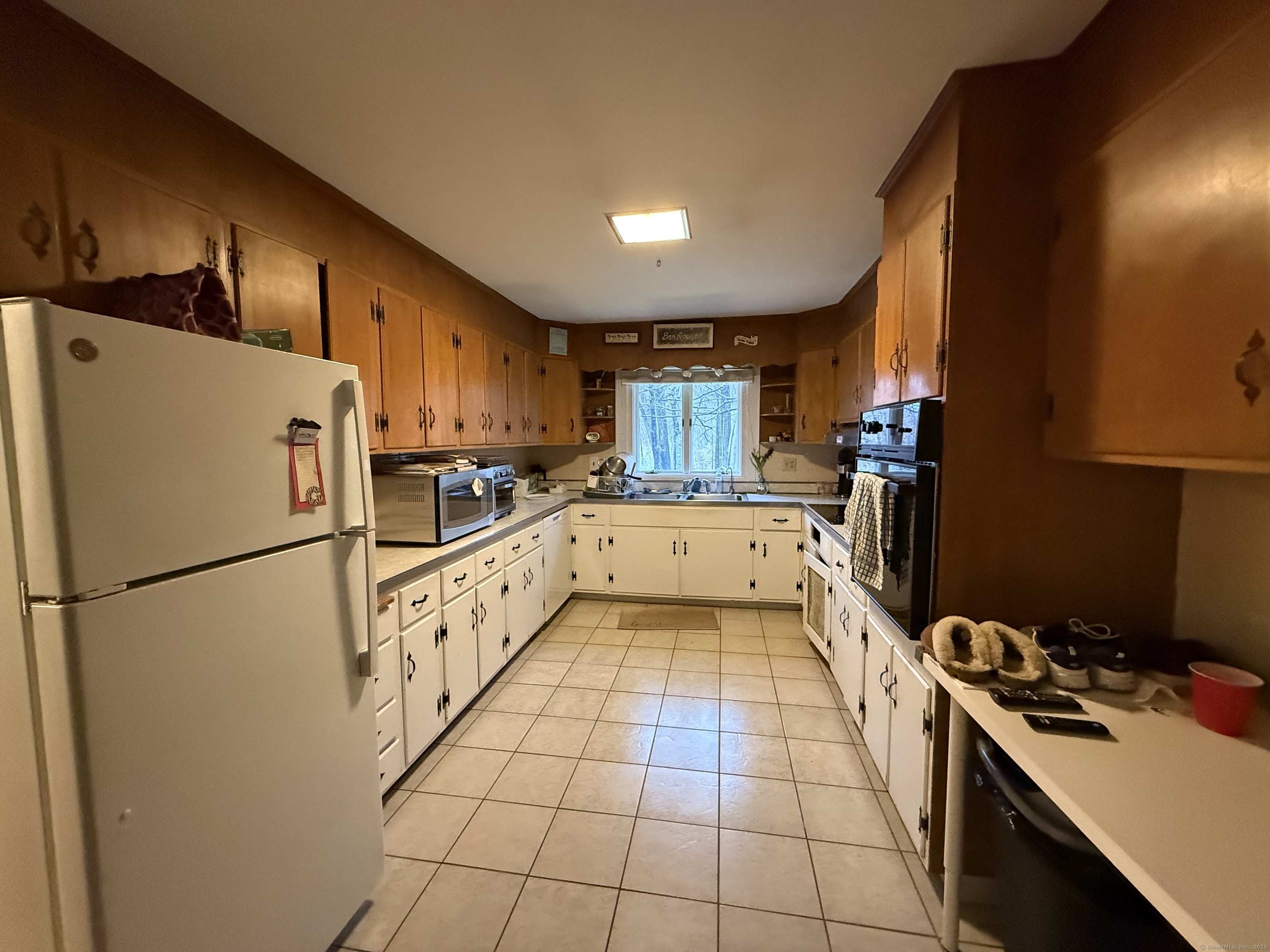 217 Danbury Road Ridgefield, CT 06877 - Photo 4 of 24