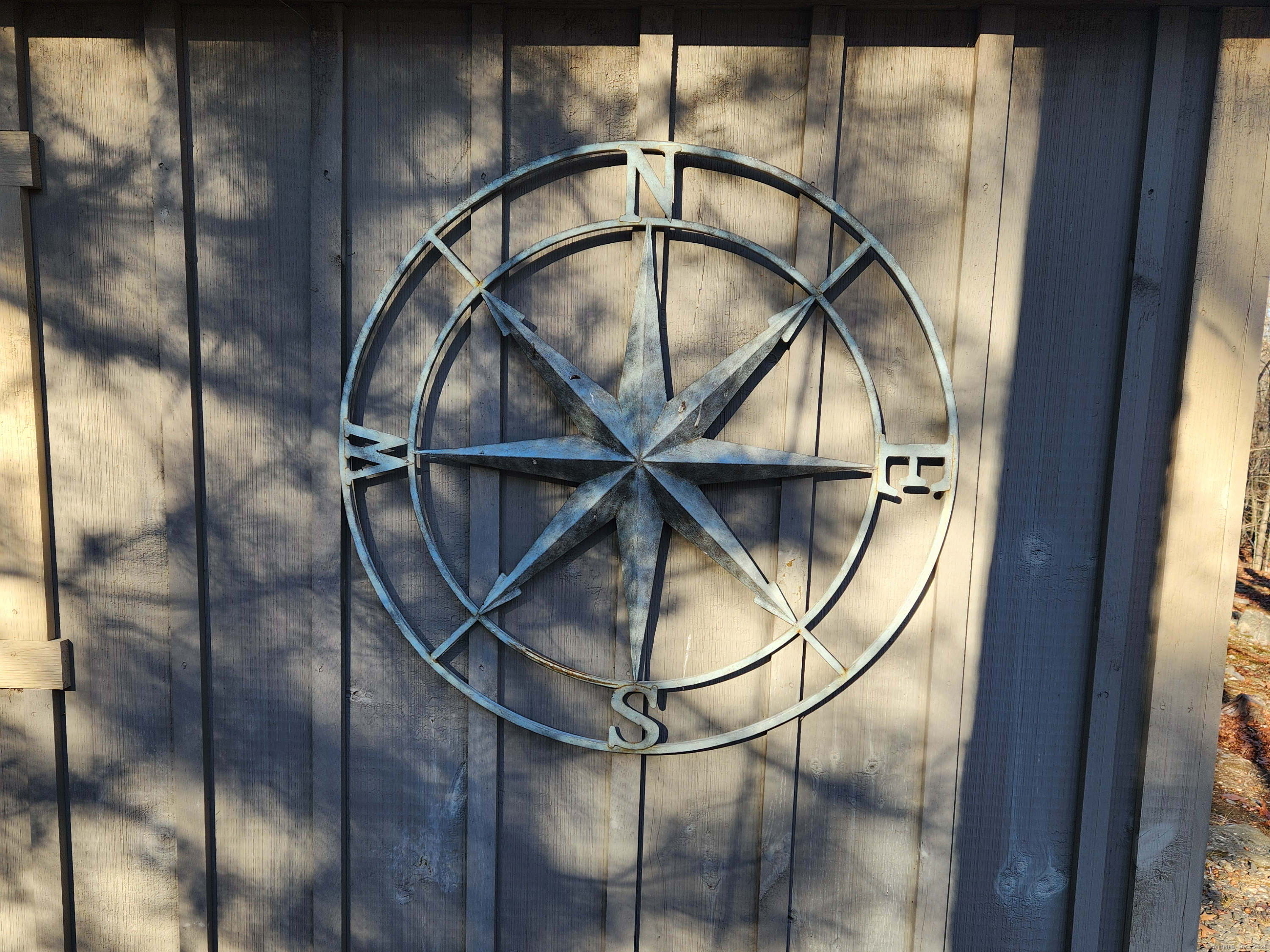 11 Judges Hollow Road Fairfield, CT 06824 - Photo 6 of 16 a picture of a glass door