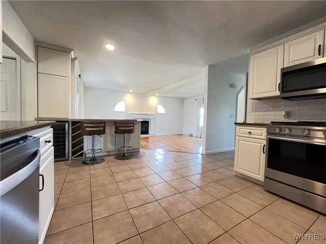 $489,000 | 5992 Shoreham Drive, Hamburg, NY 14085