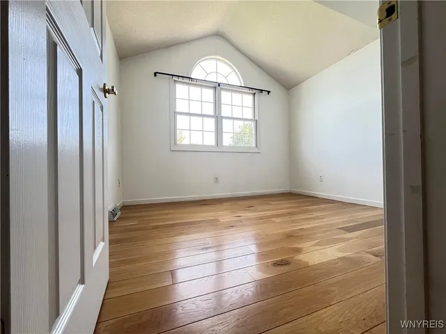 $489,000 | 5992 Shoreham Drive, Hamburg, NY 14085