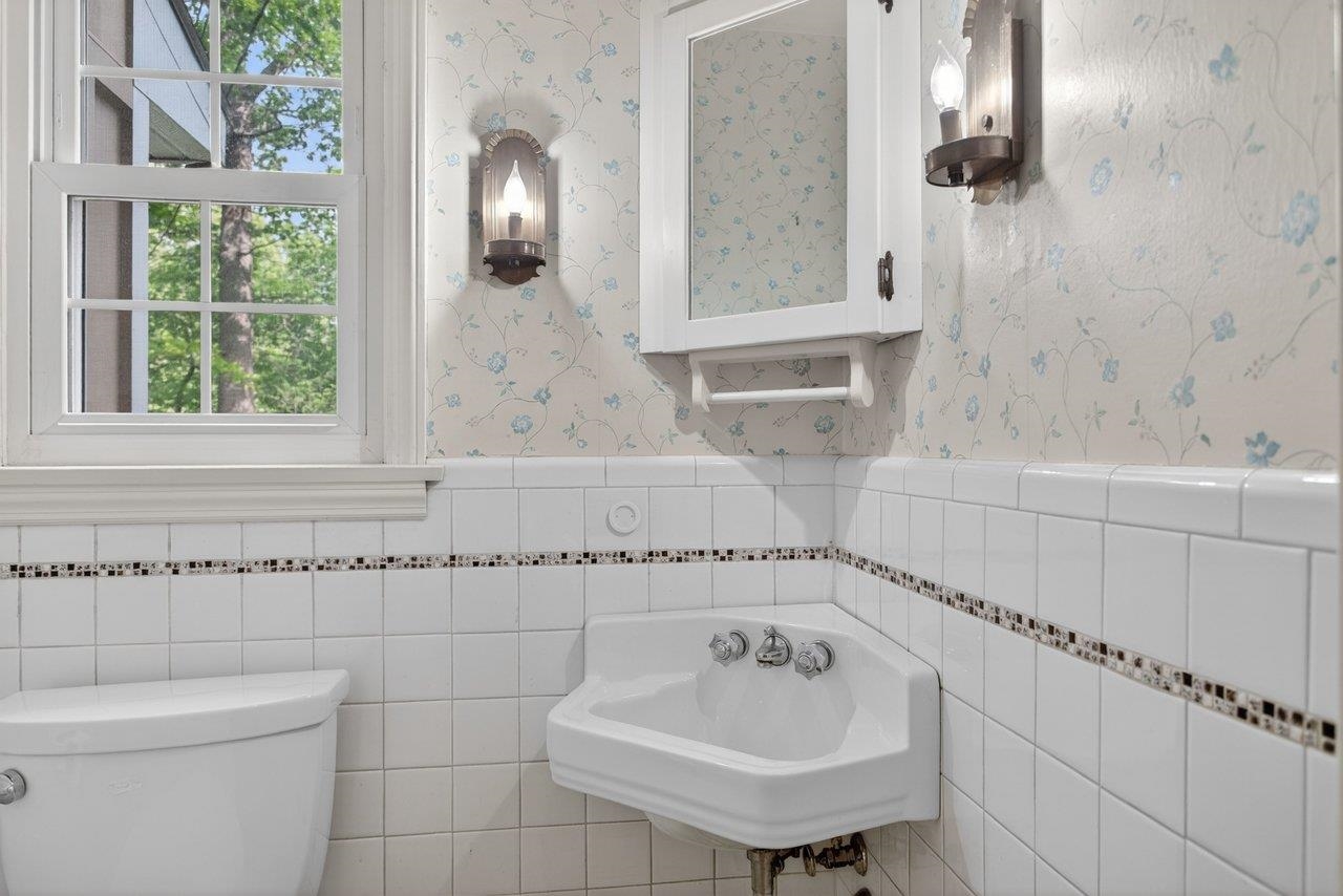 1104 Ridgewood Road Harrisonburg, VA 22801 - Photo 22 of 47