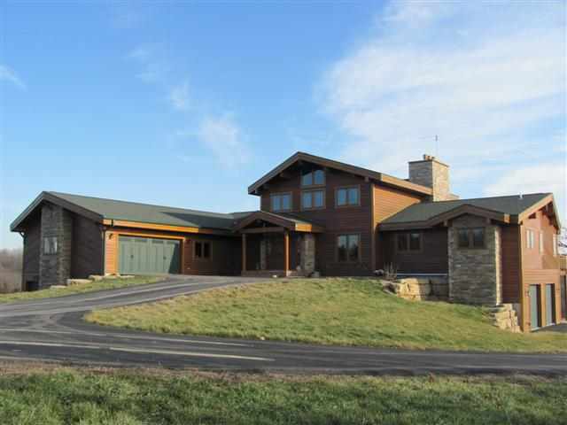 1065 South Devils Ladder Road Galena, IL 61036 - Photo 2 of 26 Gallery Image 2