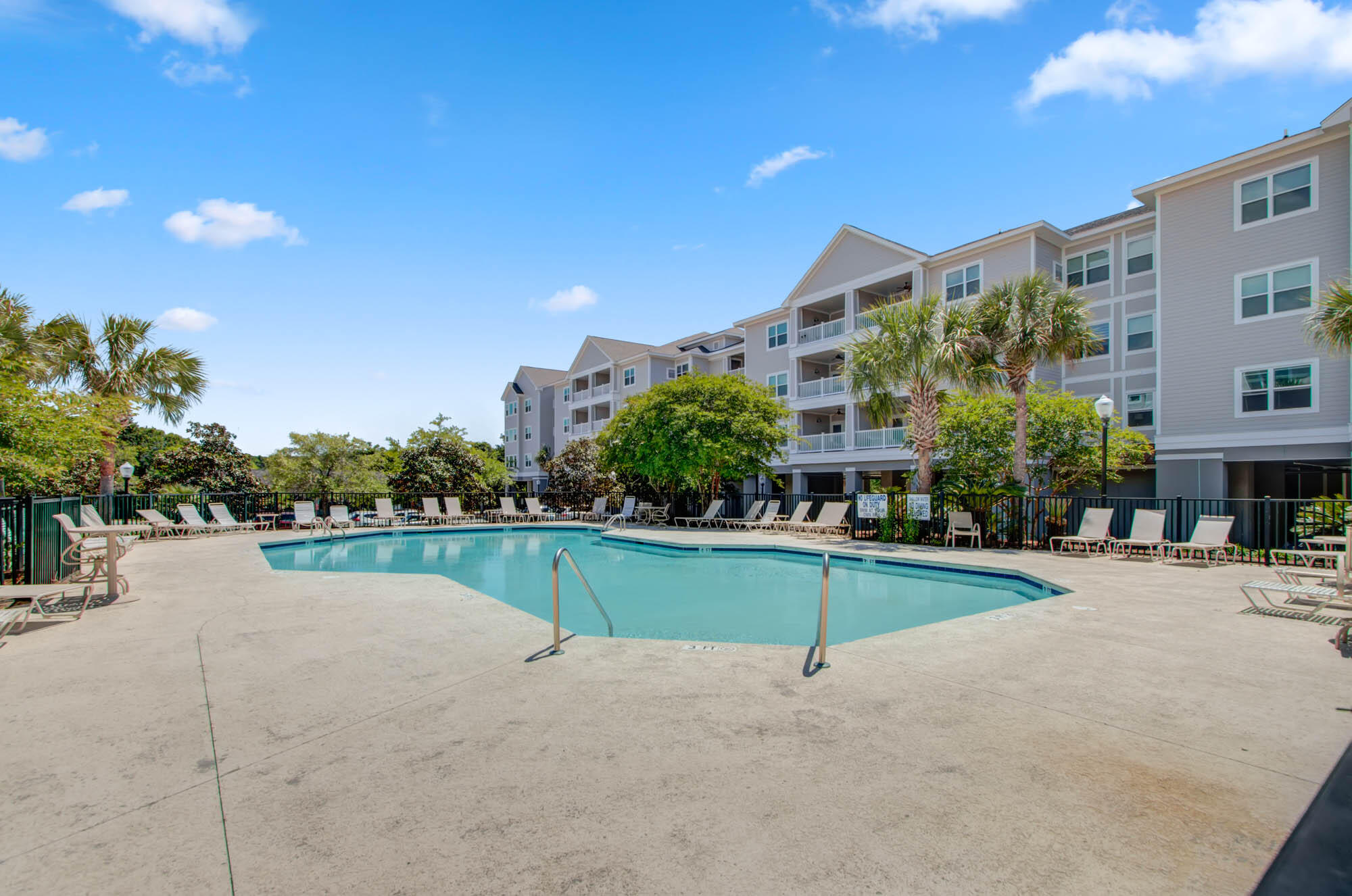 1984 Folly Road, Unit B212 Charleston, SC 29412 - Photo 27 of 28 1984 Folly B212 - CalSiglerPhotography (