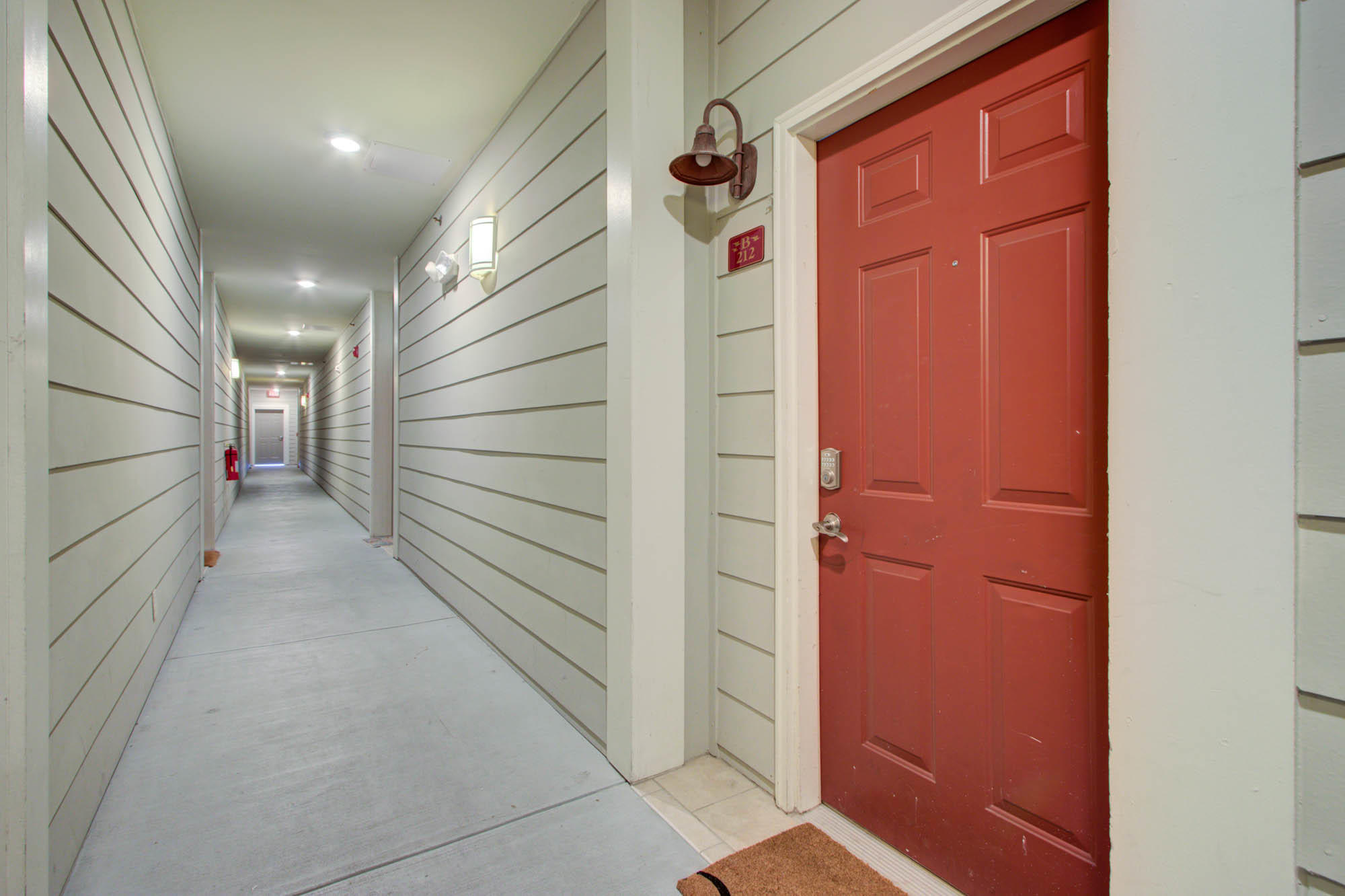 1984 Folly Road, Unit B212 Charleston, SC 29412 - Photo 4 of 28 1984 Folly B212 - CalSiglerPhotography (