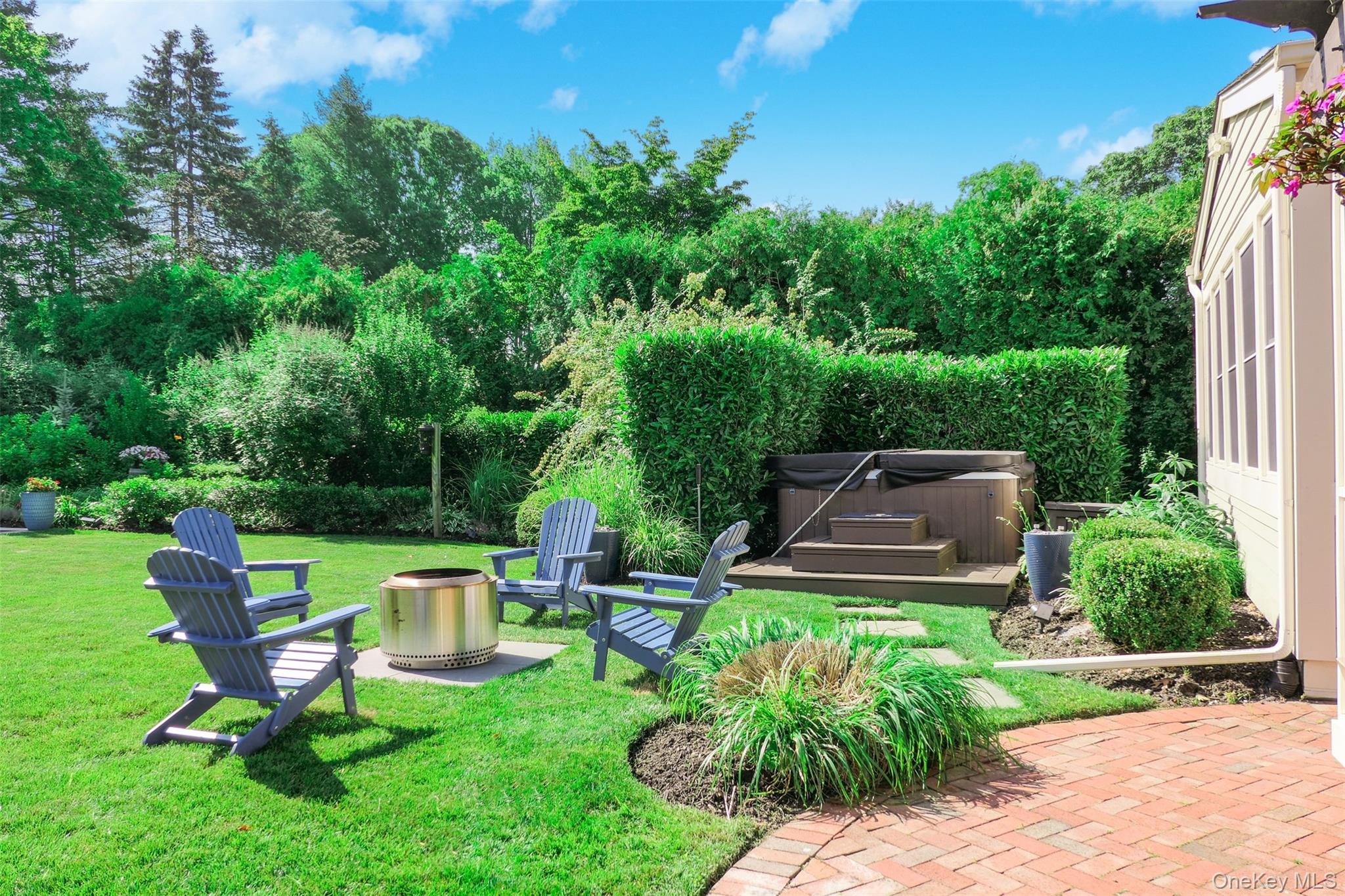 7 Country Club Road Bellport, NY 11713 - Photo 32 of 45