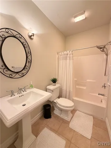 $5,500 | 6201 Applecross Road, De Witt, NY 13078