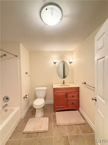 $5,500 | 6201 Applecross Road, De Witt, NY 13078