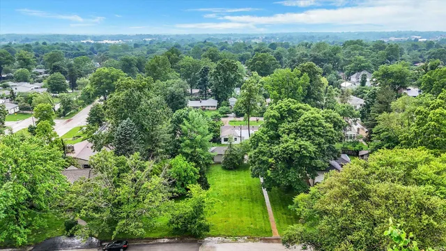 $295,000 | 920 South Highland Avenue, Bloomington, IN 47401