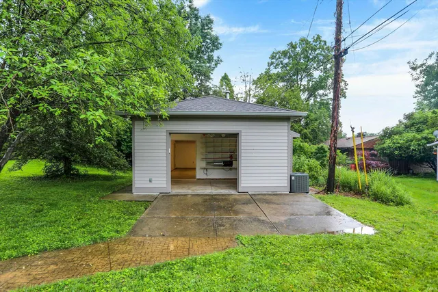 $295,000 | 920 South Highland Avenue, Bloomington, IN 47401