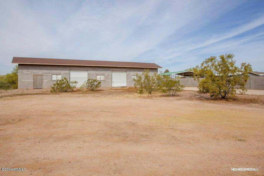 718 North Merrill Road Mesa, AZ 85207 - Photo 14 of 17 Merrill