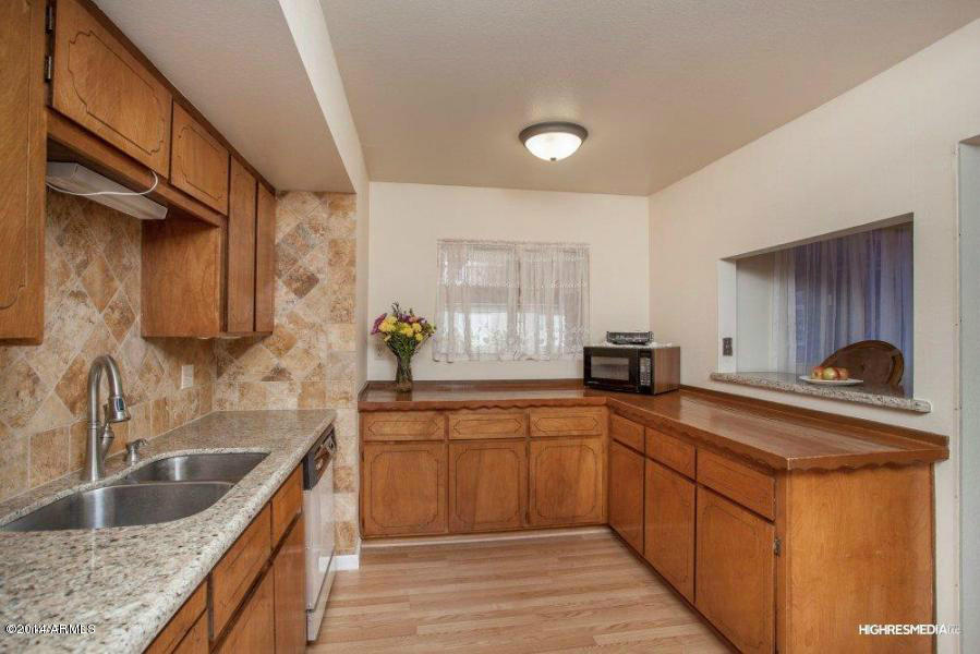 718 North Merrill Road Mesa, AZ 85207 - Photo 3 of 17 Merrill
