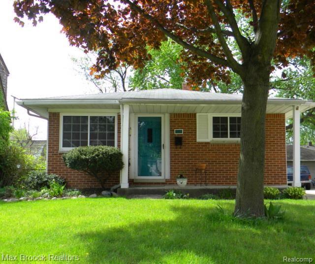 971 Cambridge Road Berkley, MI 48072 - Photo 1 of 16 BRICK FRONTAGE RANCH
